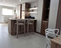 Resale - Apartment - Torrevieja - Playa Acequion