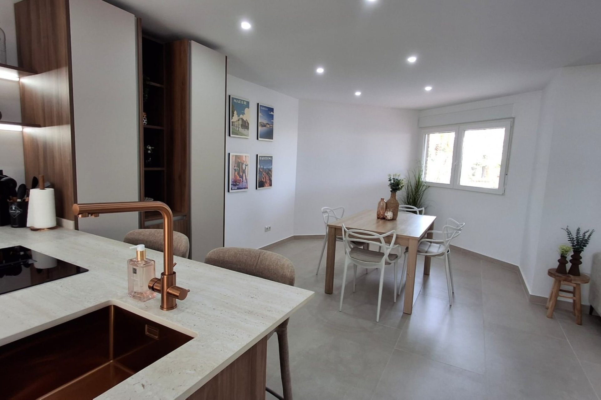 Resale - Apartment - Torrevieja - Playa Acequion