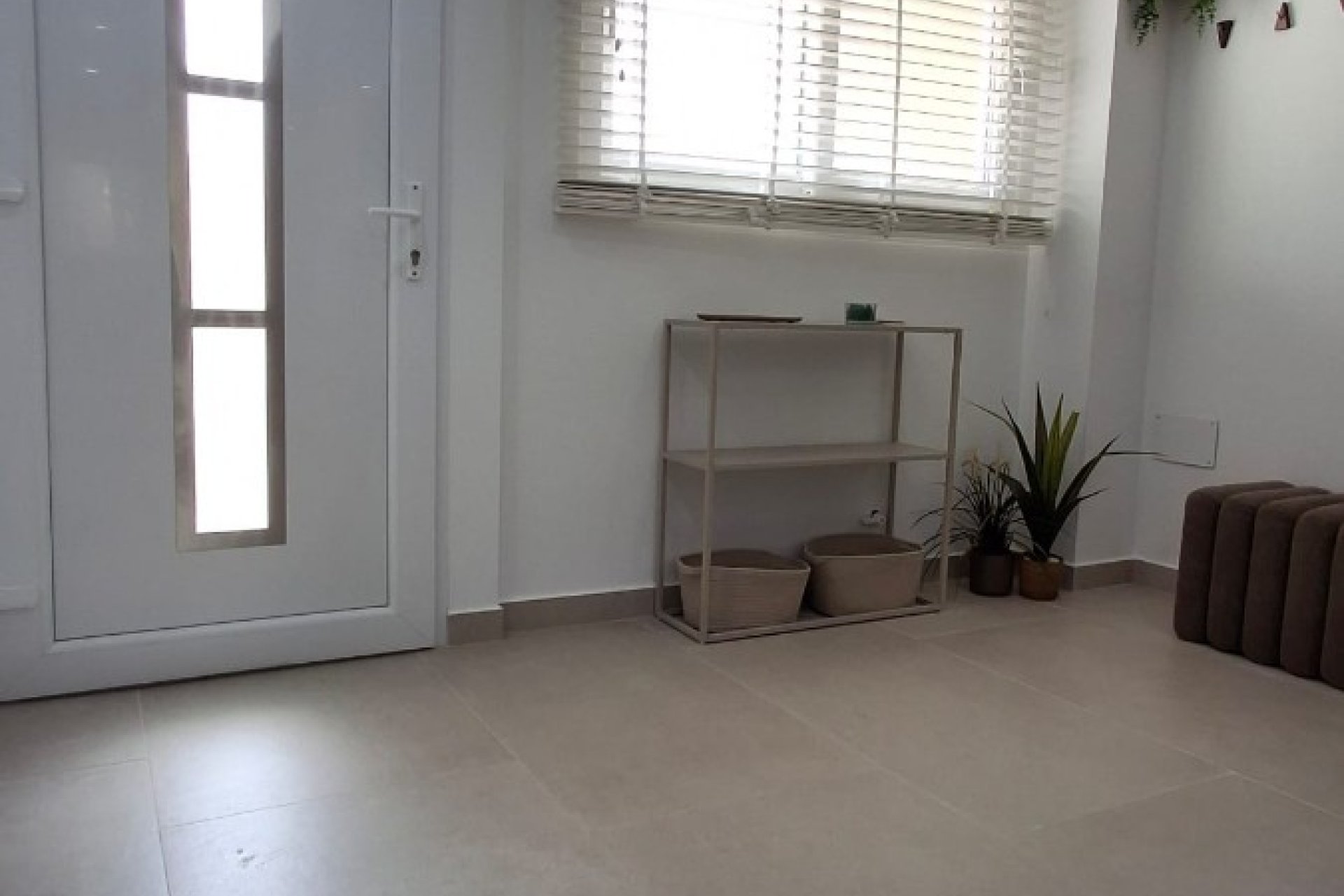 Resale - Apartment - Torrevieja - Playa Acequion