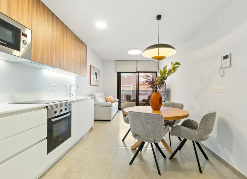 Resale - Apartment - Torrevieja - Playa de El Cura