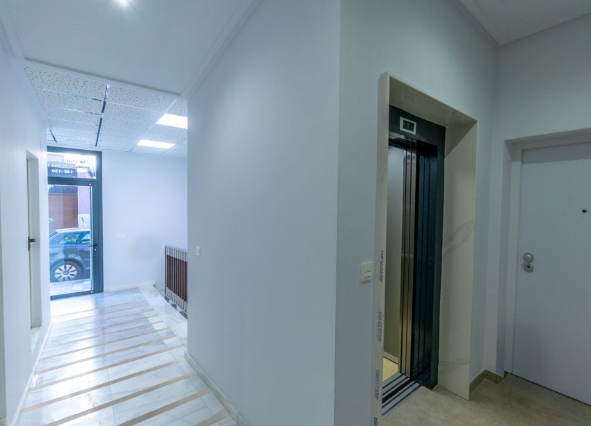 Resale - Apartment - Torrevieja - Playa de El Cura