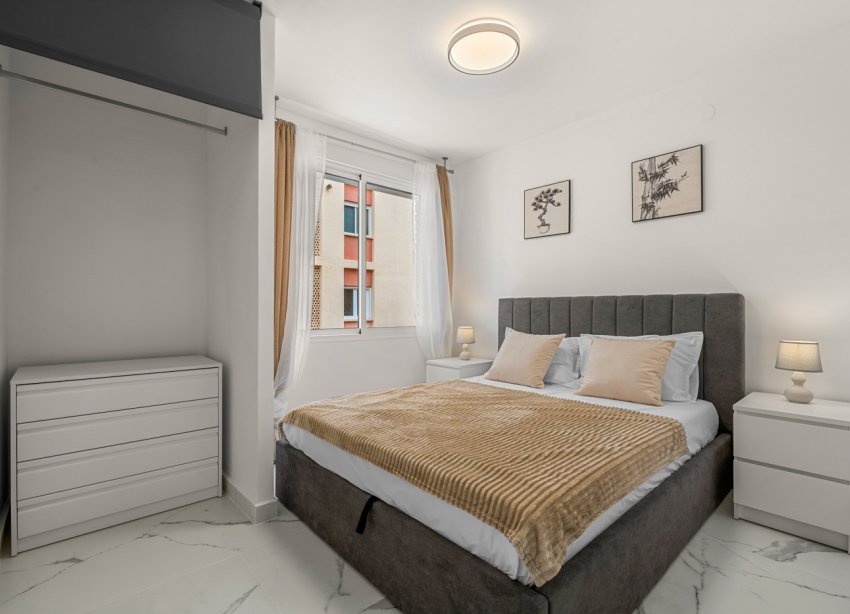 Resale - Apartment - Torrevieja - Playa de El Cura