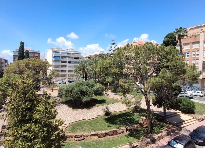 Resale - Apartment - Torrevieja - Playa de El Cura