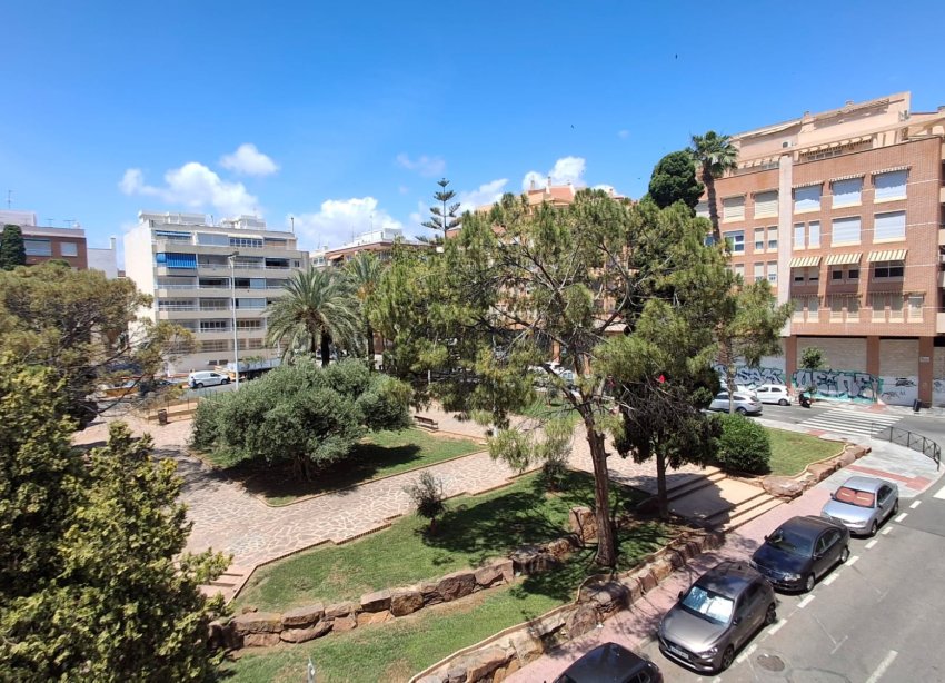 Resale - Apartment - Torrevieja - Playa de El Cura