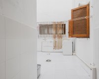 Resale - Apartment - Torrevieja - Playa de La Acequion