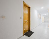 Resale - Apartment - Torrevieja - Playa de La Acequion