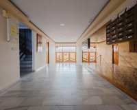 Resale - Apartment - Torrevieja - Playa de La Acequion