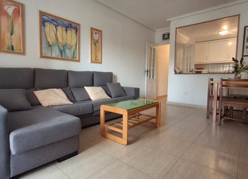 Resale - Apartment - Torrevieja - Playa de la mata