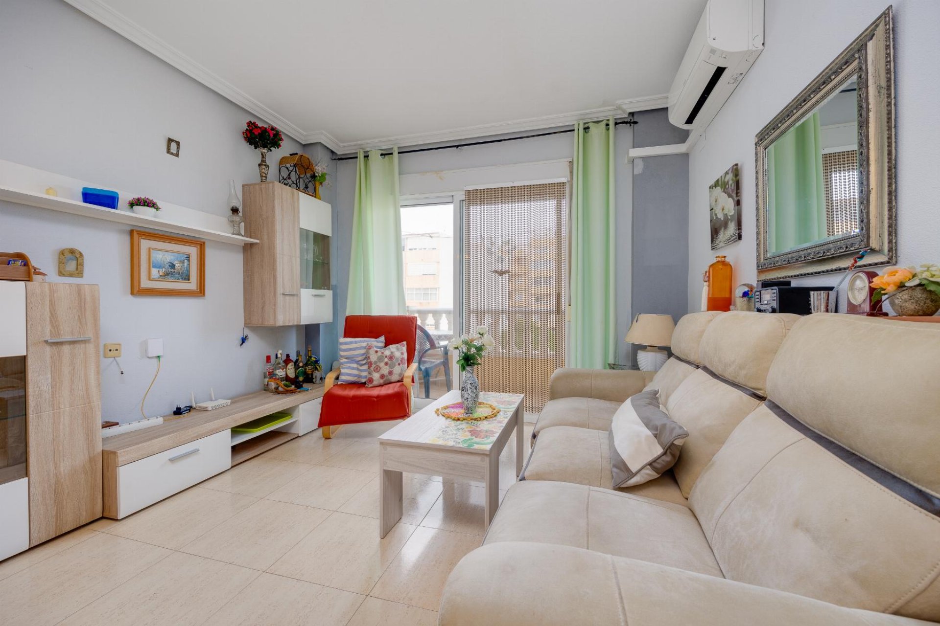 Resale - Apartment - Torrevieja - Playa de Los Locos-Curva del Palangre