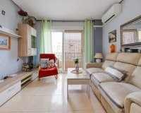 Resale - Apartment - Torrevieja - Playa de Los Locos-Curva del Palangre