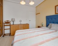 Resale - Apartment - Torrevieja - Playa de Los Locos-Curva del Palangre