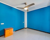 Resale - Apartment - Torrevieja - Playa de Los Locos-Curva del Palangre