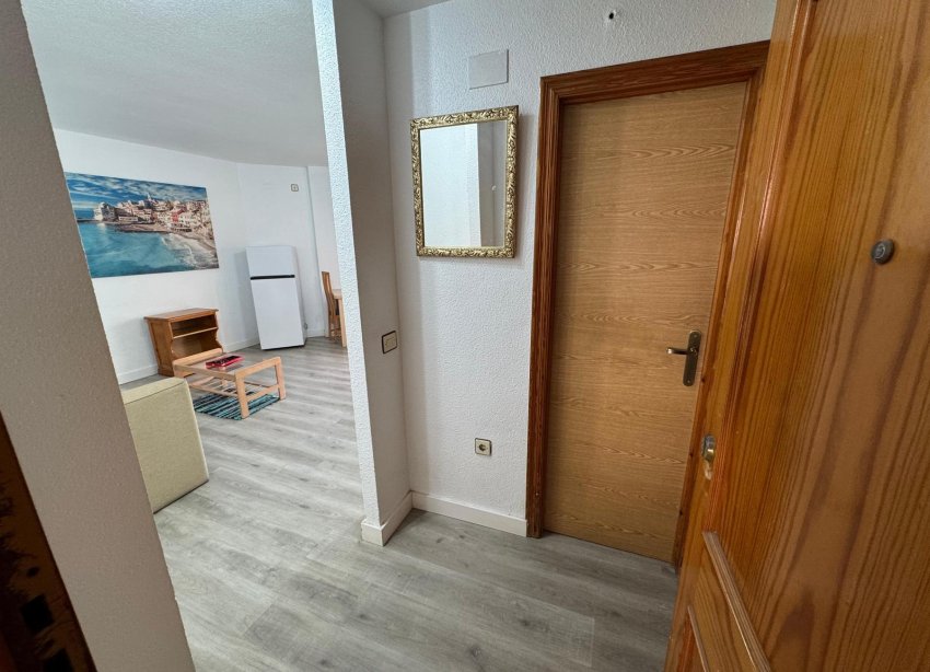 Resale - Apartment - Torrevieja - Playa de Los Locos-Curva del Palangre
