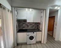 Resale - Apartment - Torrevieja - Playa de Los Locos-Curva del Palangre