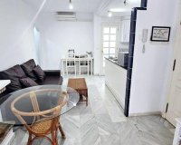 Resale - Apartment - Torrevieja - Playa de los locos