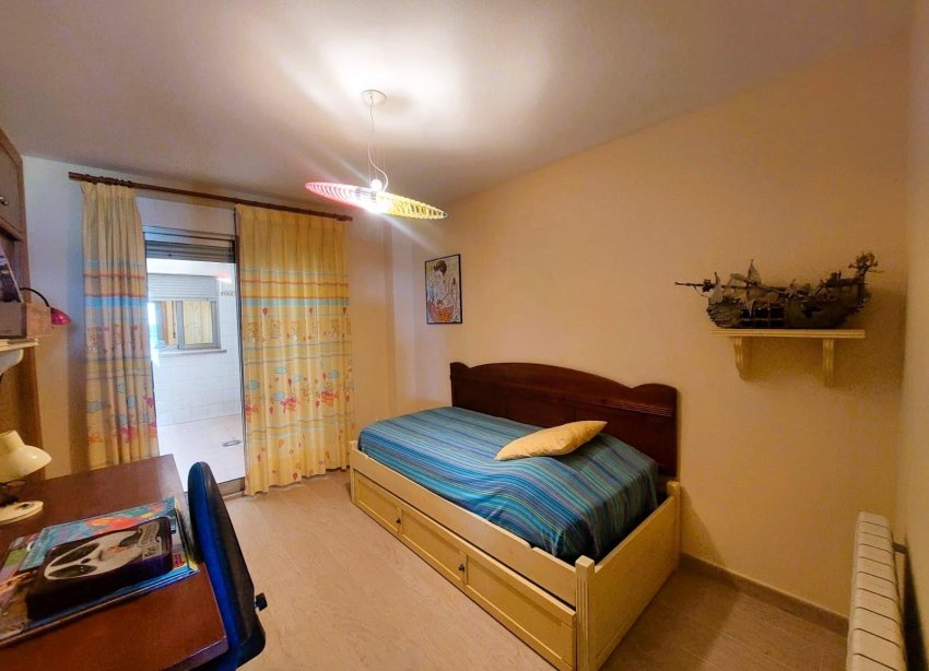 Resale - Apartment - Torrevieja - Playa de los Locos