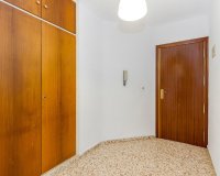 Resale - Apartment - Torrevieja - Playa de los locos