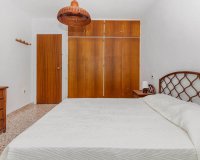 Resale - Apartment - Torrevieja - Playa de los locos