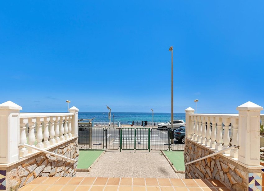 Resale - Apartment - Torrevieja - Playa de los locos