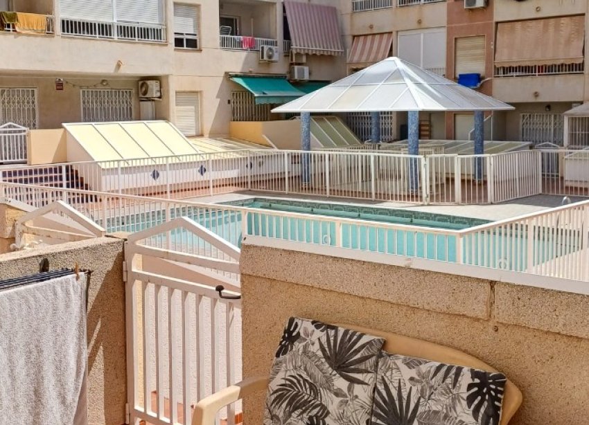 Resale - Apartment - Torrevieja - Playa de los Locos