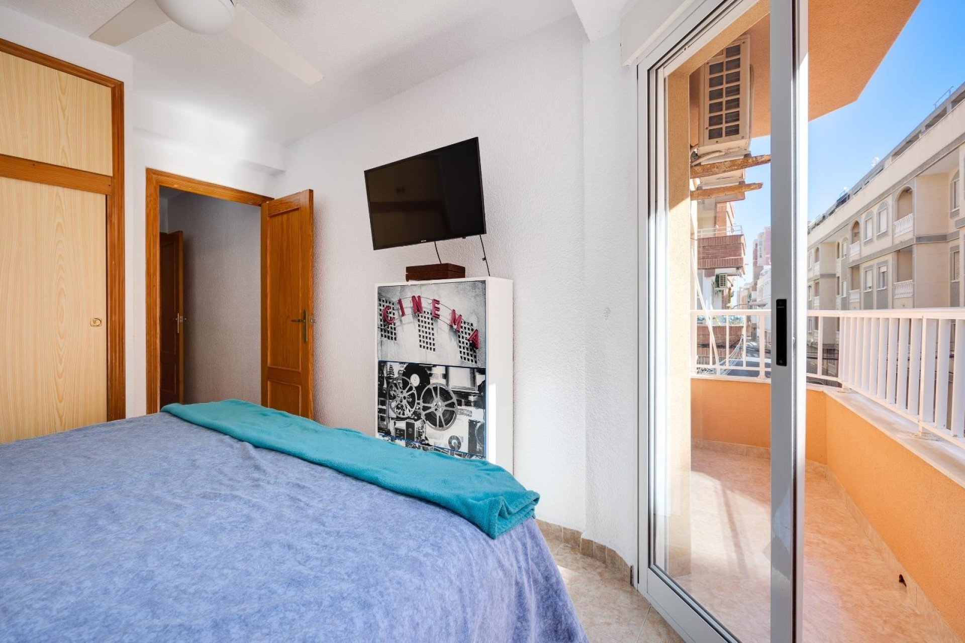 Resale - Apartment - Torrevieja - Playa de los locos