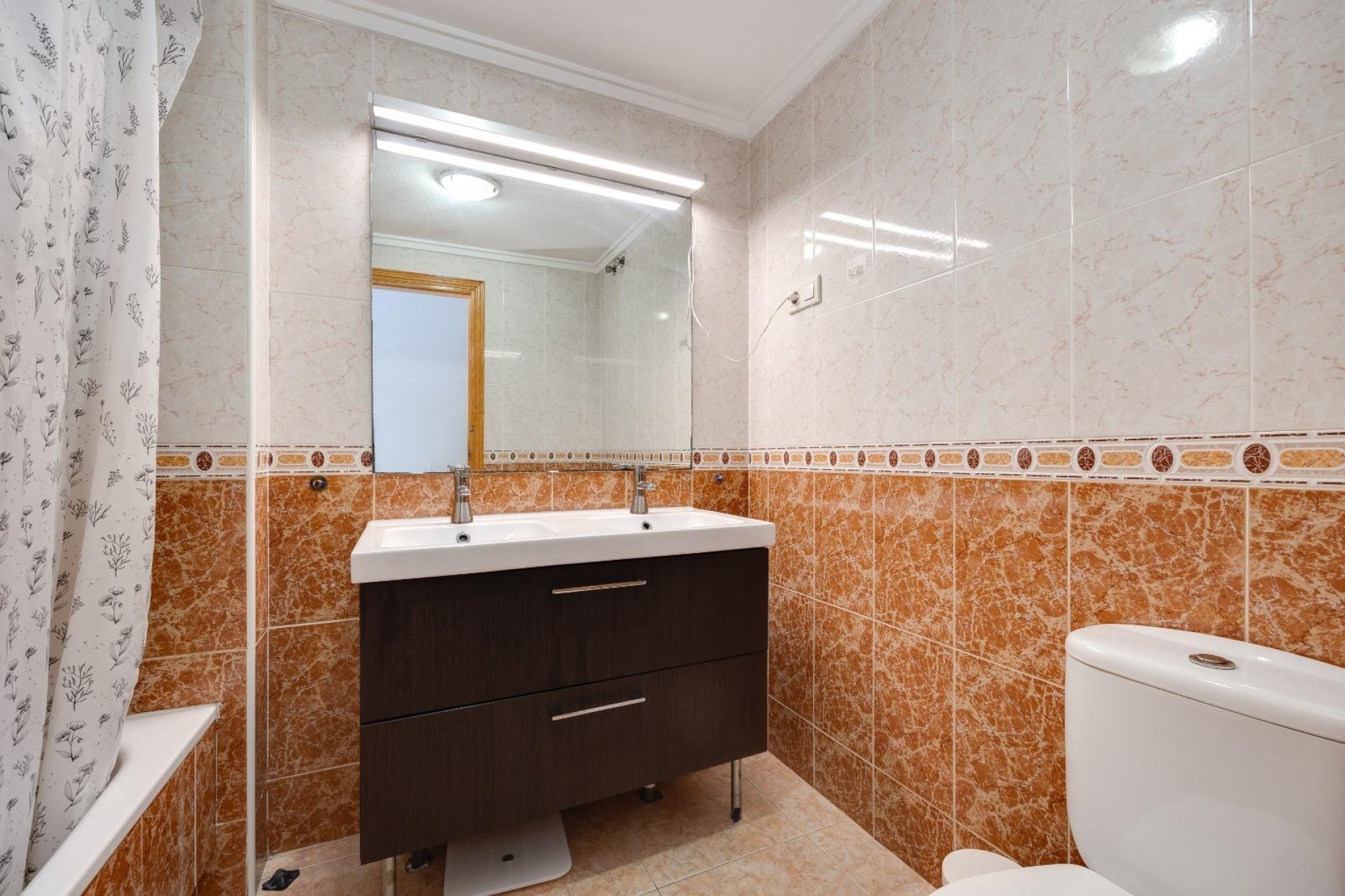 Resale - Apartment - Torrevieja - Playa de los locos