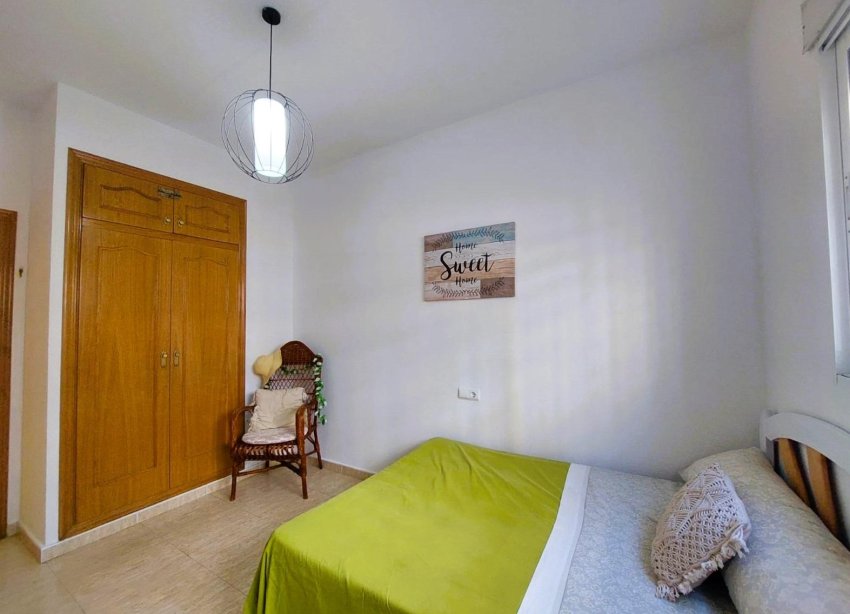 Resale - Apartment - Torrevieja - Playa de los Locos