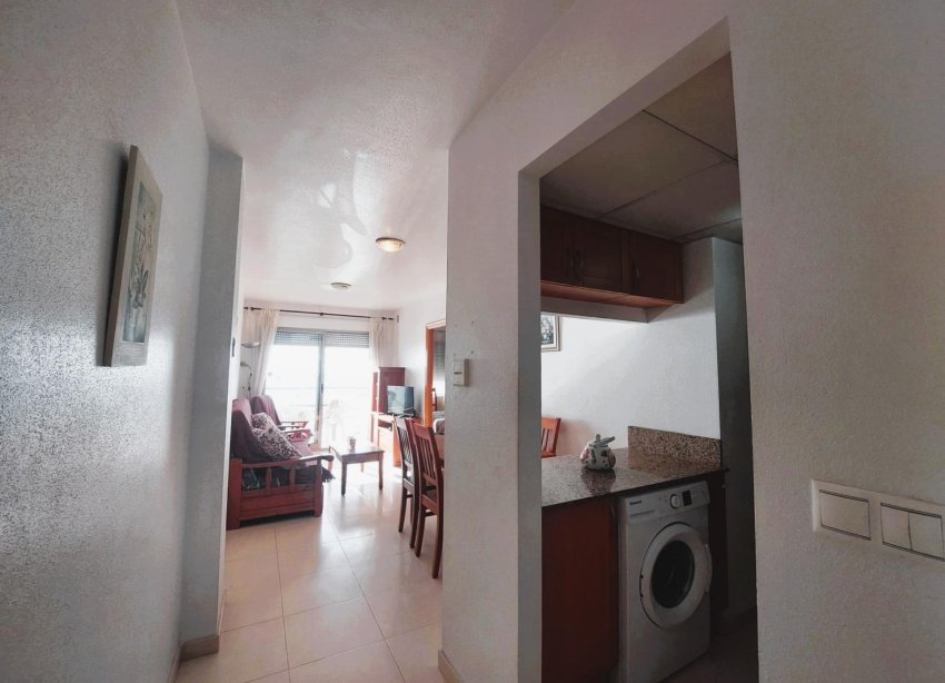 Resale - Apartment - Torrevieja - Playa de los Locos