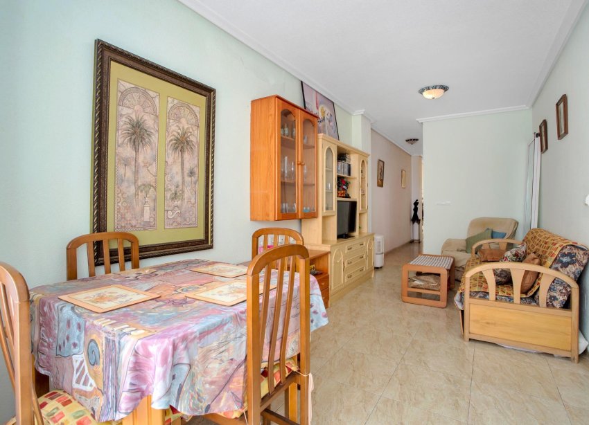 Resale - Apartment - Torrevieja - Playa de los locos