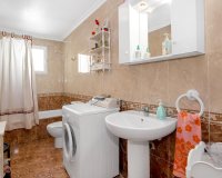 Resale - Apartment - Torrevieja - Playa de los locos