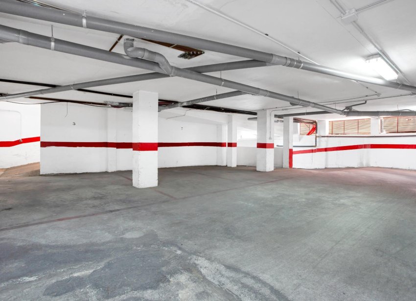 Resale - Apartment - Torrevieja - Playa de los locos