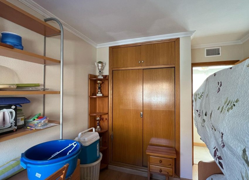 Resale - Apartment - Torrevieja - Playa de los locos