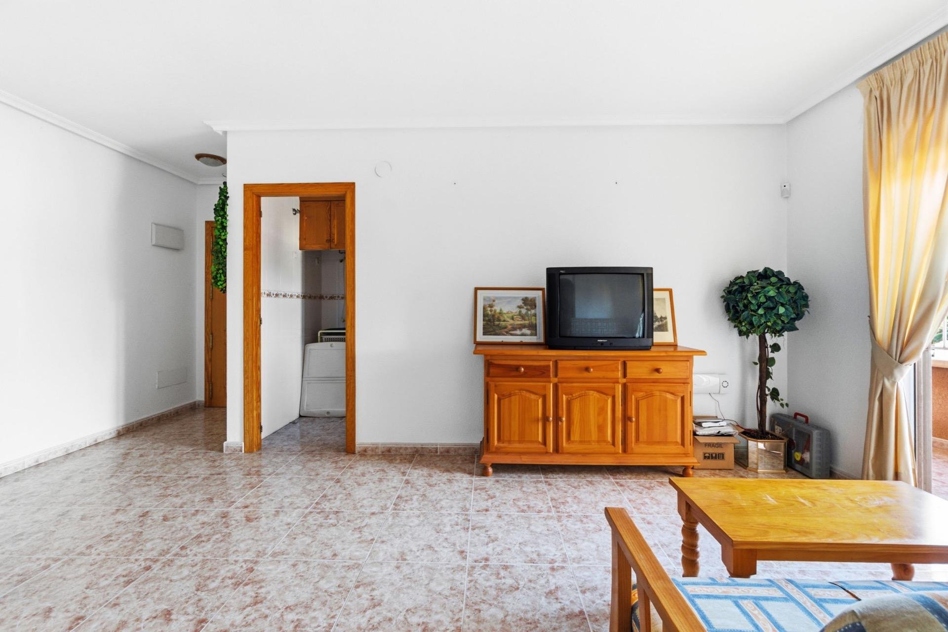 Resale - Apartment - Torrevieja - Playa de los locos