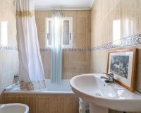 Resale - Apartment - Torrevieja - Playa de los locos