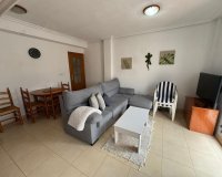 Resale - Apartment - Torrevieja - Playa de los locos
