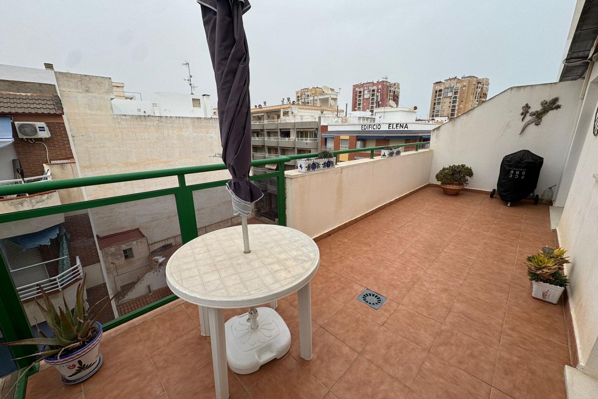 Resale - Apartment - Torrevieja - Playa de los locos
