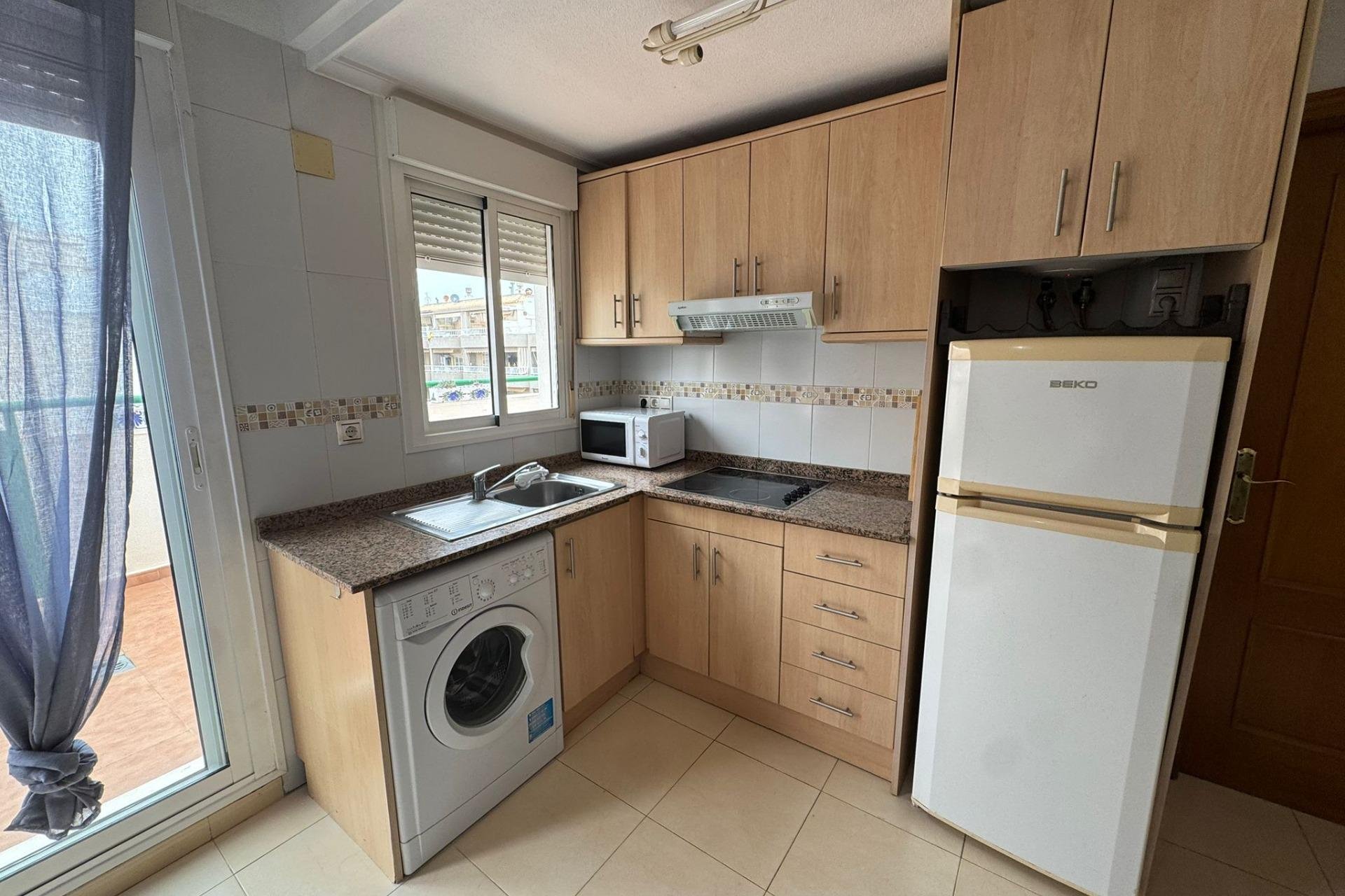 Resale - Apartment - Torrevieja - Playa de los locos