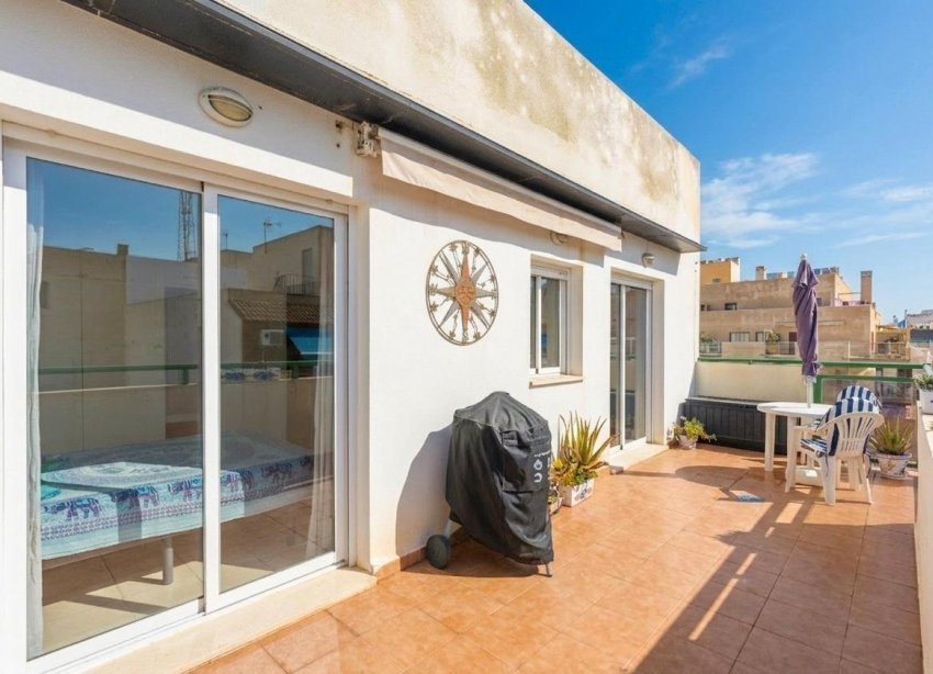 Resale - Apartment - Torrevieja - Playa de los locos