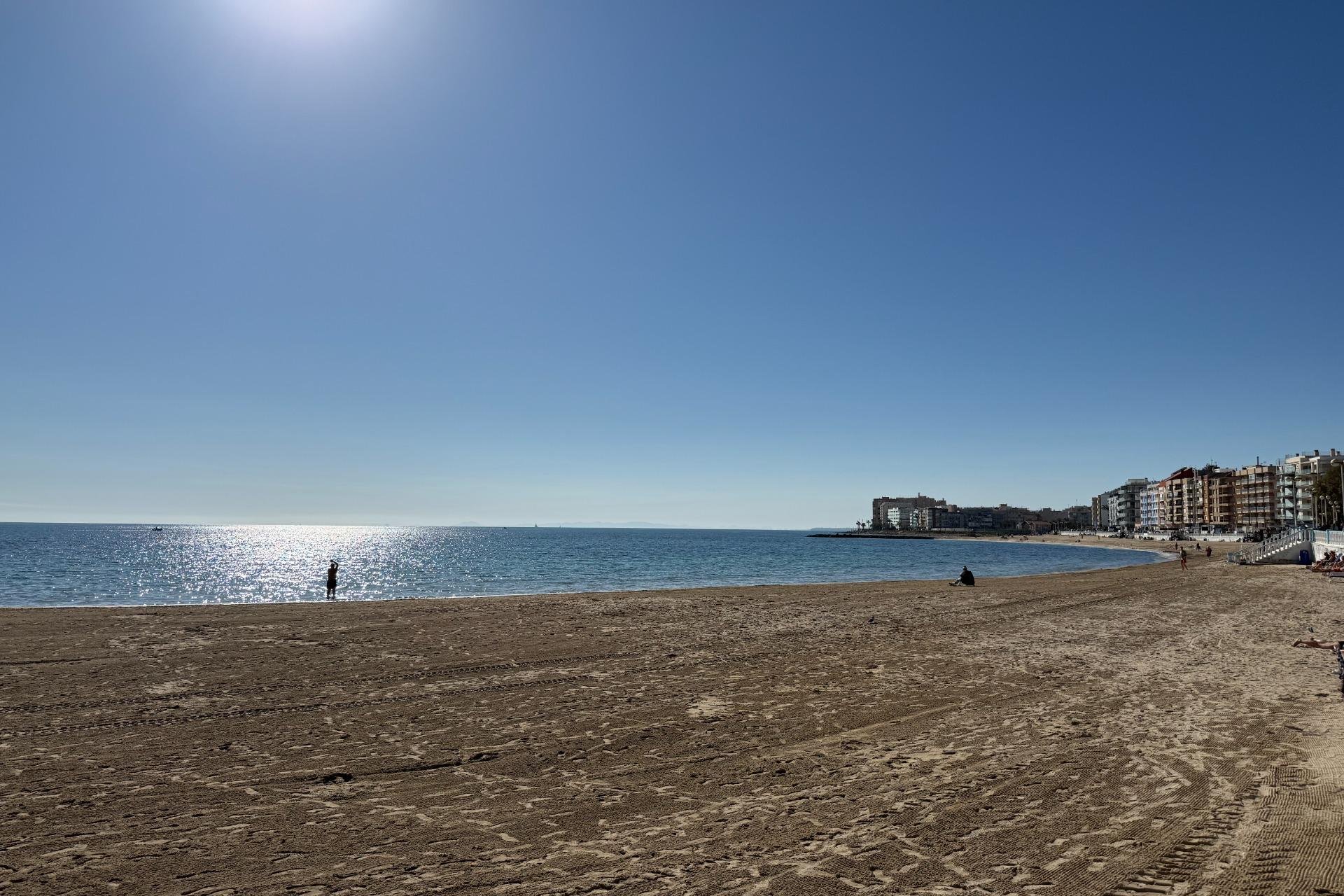 Resale - Apartment - Torrevieja - Playa de los locos