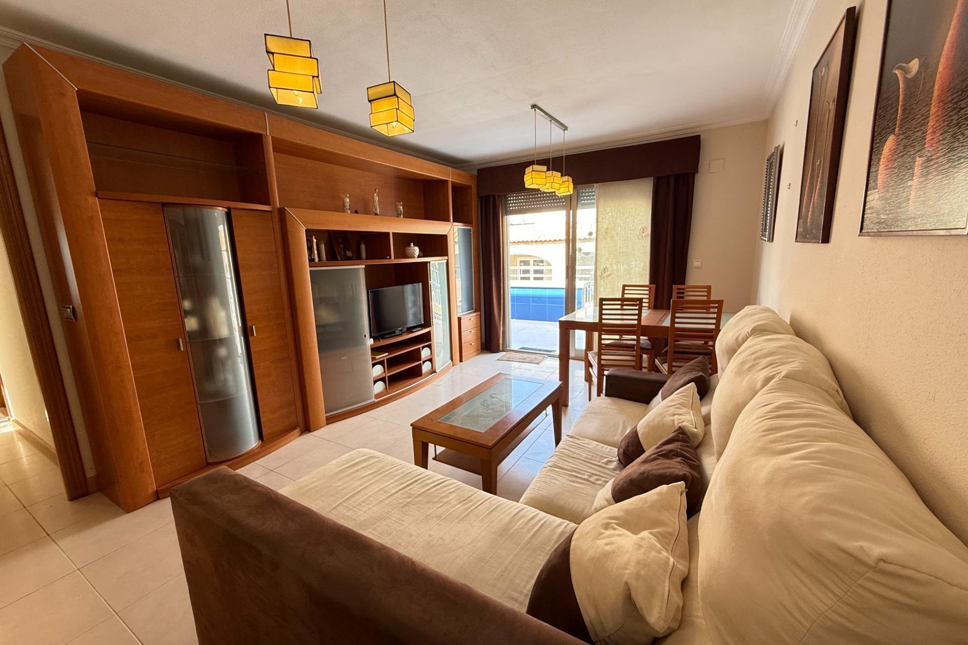 Resale - Apartment - Torrevieja - Playa de los locos