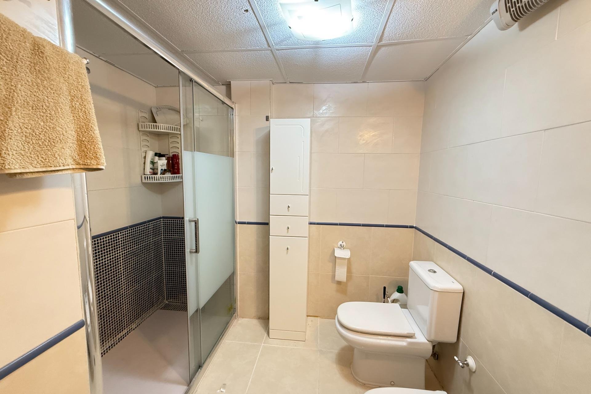 Resale - Apartment - Torrevieja - Playa de los locos