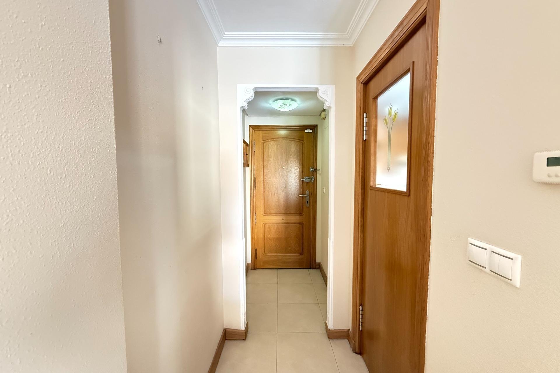 Resale - Apartment - Torrevieja - Playa de los locos