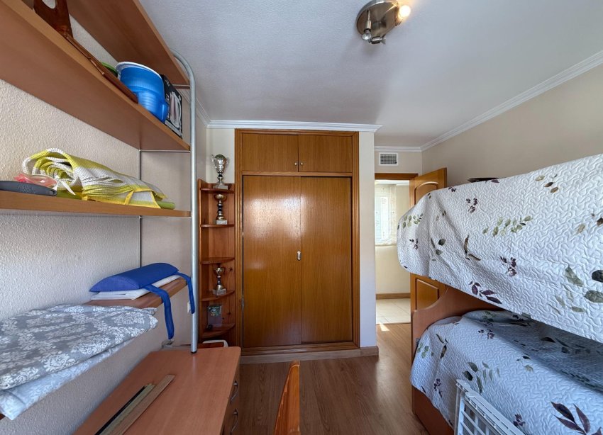 Resale - Apartment - Torrevieja - Playa de los locos