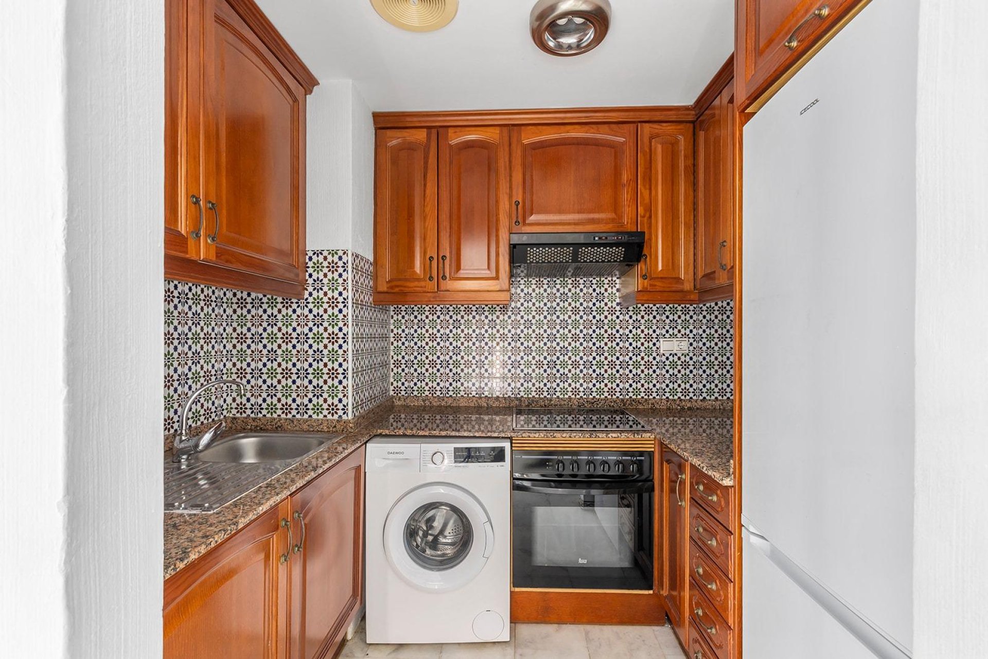 Resale - Apartment - Torrevieja - Playa de los locos