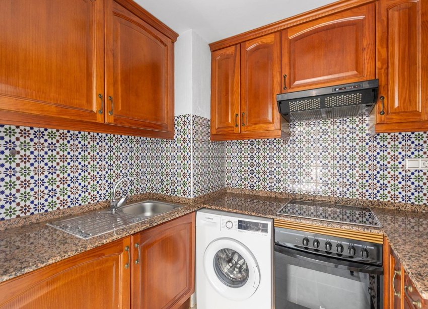 Resale - Apartment - Torrevieja - Playa de los locos