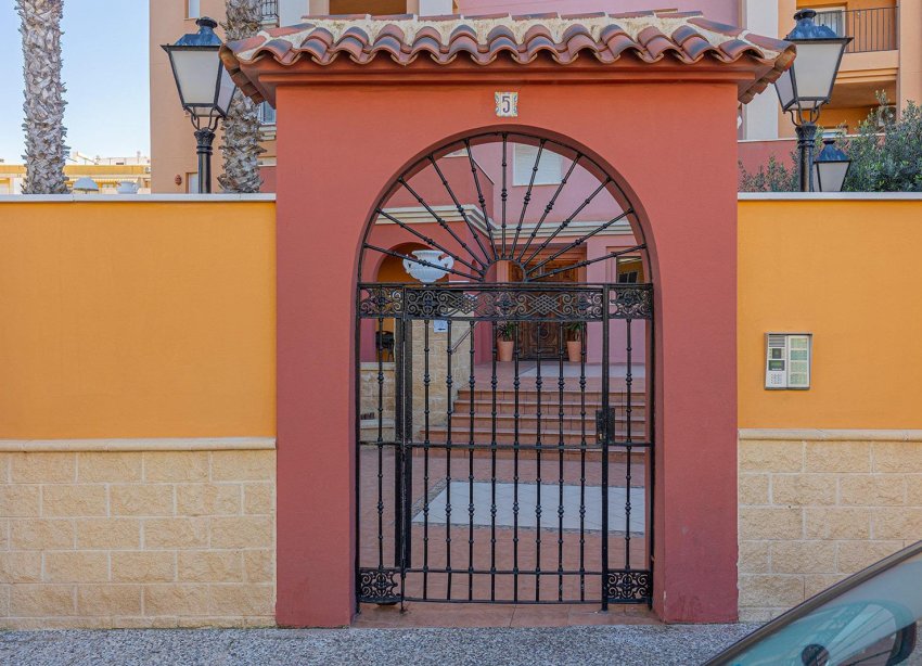Resale - Apartment - Torrevieja - Playa de los locos