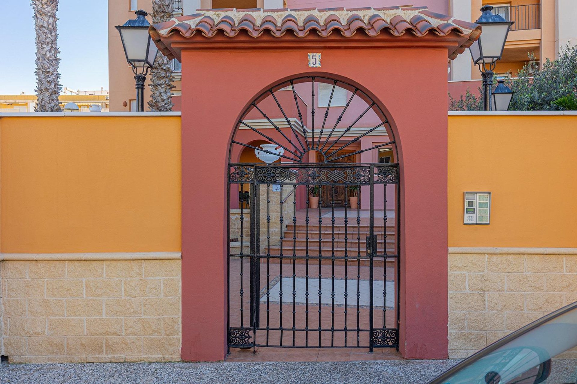 Resale - Apartment - Torrevieja - Playa de los locos