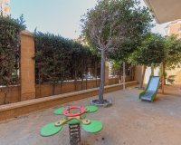 Resale - Apartment - Torrevieja - Playa de los locos