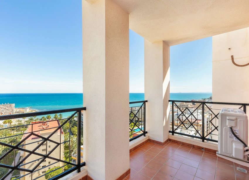 Resale - Apartment - Torrevieja - Playa de los locos