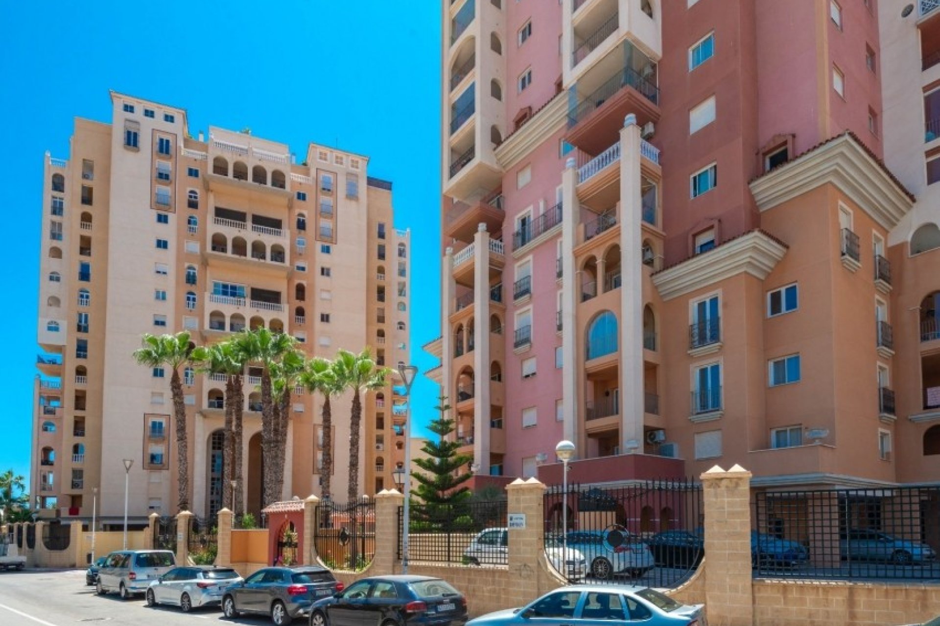 Resale - Apartment - Torrevieja - Playa de los locos